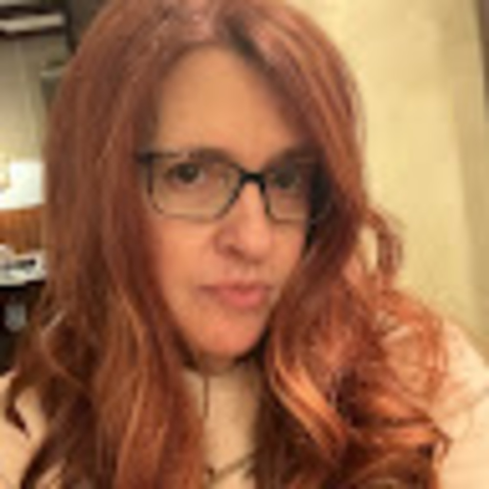 Meet your Posher, Andrea